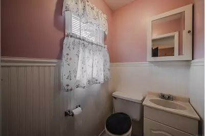 26 Oakleaf Drive, Waterbury, CT 06708 - Photo 27