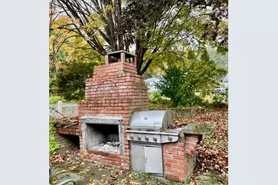 37 Ann Street, Naugatuck, CT 06770 - Photo 17