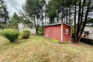 37 Ann St, Naugatuck, CT 06770 - Photo 15