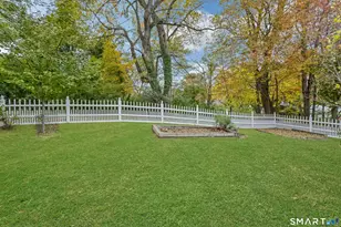 35 Hilltop Cir E, Milford, CT 06460 - Photo 39