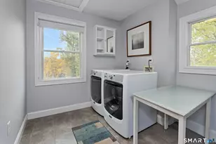 35 Hilltop Cir E, Milford, CT 06460 - Photo 27