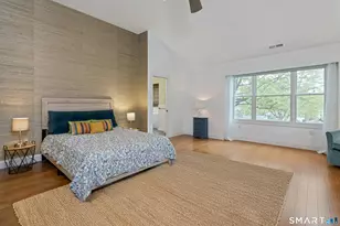 35 Hilltop Cir E, Milford, CT 06460 - Photo 13