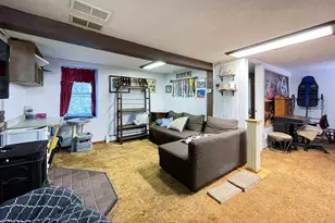 399 W Woods Rd, Hamden, CT 06518 - Photo 19