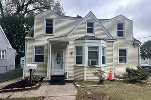 45 Huntington Ave, New Haven, CT 06512 - Photo 1