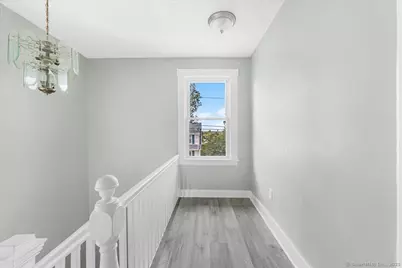 55 Raymond Street, New London, CT 06320 - Photo 27