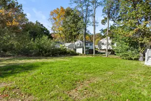 317 City Hill St, Naugatuck, CT 06770 - Photo 33