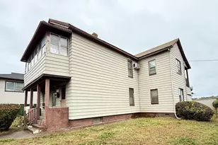 178 Island Brook Ave, Bridgeport, CT 06606 - Photo 3