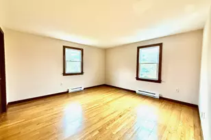 56 Smith St, East Lyme, CT 06357 - Photo 13