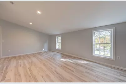 124 Potuccos Ring Road, Wolcott, CT 06716 - Photo 23