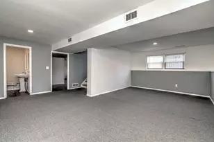 24 Collingsdale Dr, Milford, CT 06461 - Photo 19