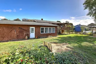 24 Collingsdale Dr, Milford, CT 06461 - Photo 3