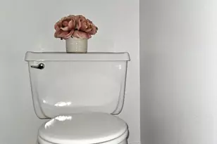 975 Meriden Rd, Waterbury, CT 06705 - Photo 13