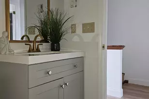 975 Meriden Rd, Waterbury, CT 06705 - Photo 23