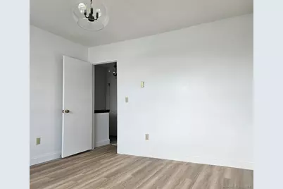 975 Meriden Road #APT 11, Waterbury, CT 06705 - Photo 19