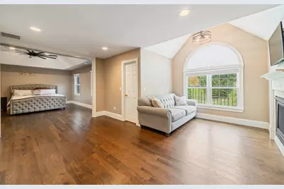 4 Wentworth Drive, Newtown, CT 06470 - Photo 19