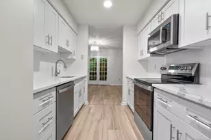 98 Crown Ridge, Newington, CT 06111 - Photo 9