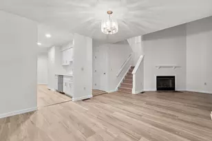 98 Crown Ridge, Newington, CT 06111 - Photo 13