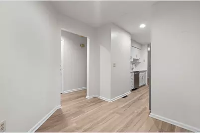 98 Crown Ridge, Newington, CT 06111 - Photo 7