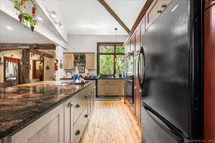 39 Hewitt Rd, North Stonington, CT 06359 - Photo 9