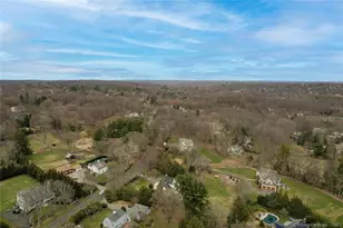 1990 Bronson Rd, Fairfield, CT 06824 - Photo 33