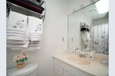 1410 Whitney Avenue #E2, Hamden, CT 06517 - Photo 27