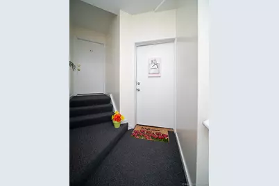 1410 Whitney Avenue #E2, Hamden, CT 06517 - Photo 3