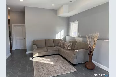 288 Sunrise Terrace, Bridgeport, CT 06606 - Photo 17