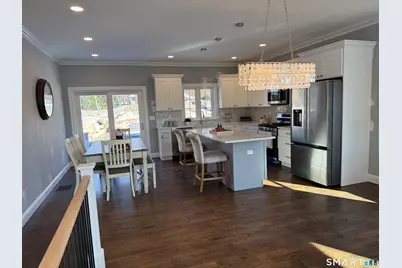 288 Sunrise Terrace, Bridgeport, CT 06606 - Photo 9