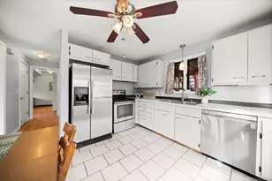 45 King Ct, Enfield, CT 06082 - Photo 7