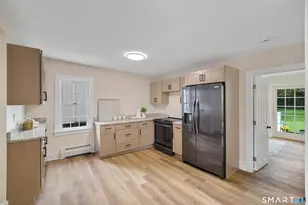 82 State St, Guilford, CT 06437 - Photo 7