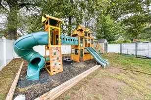 87 Pinehurst Ave, New Britain, CT 06053 - Photo 7