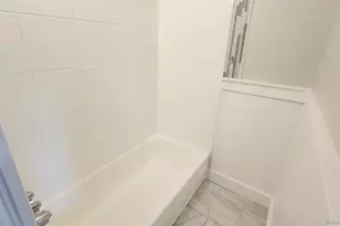 1514 Pembroke St, Bridgeport, CT 06608 - Photo 7