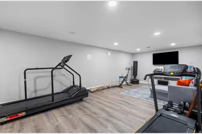 14 East Gate Road, Danbury, CT 06810 - Photo 27