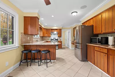 14 East Gate Road, Danbury, CT 06810 - Photo 17