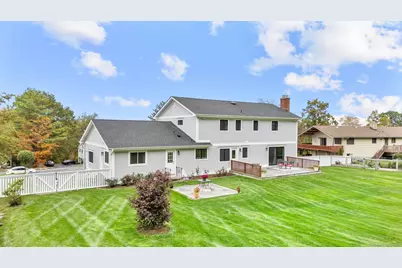 14 East Gate Road, Danbury, CT 06810 - Photo 5