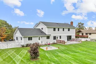 14 E Gate Rd, Danbury, CT 06810 - Photo 5