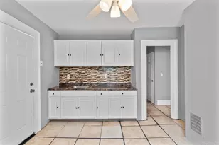 39 Jane St, Bridgeport, CT 06608 - Photo 13