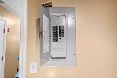 95 Austin Street, Bridgeport, CT 06604 - Photo 15