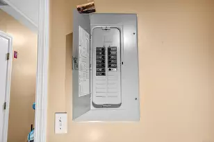 95 Austin St, Bridgeport, CT 06604 - Photo 15