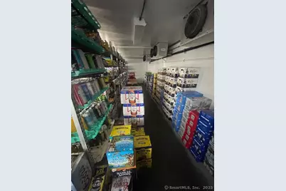 854 Hanover Road, Meriden, CT 06451 - Photo 11