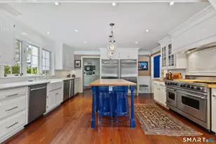 245 Benedict Hill Rd, New Canaan, CT 06840 - Photo 11