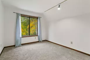 22 Ledgewood Rd, Redding, CT 06896 - Photo 13