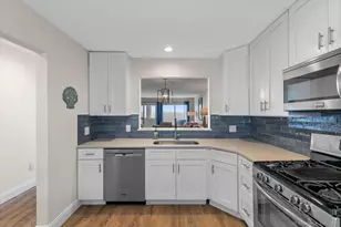 1 Mansfield Grove Rd, East Haven, CT 06512 - Photo 9