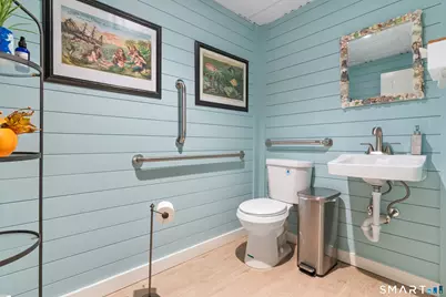 274 Hemingway Avenue, East Haven, CT 06512 - Photo 17