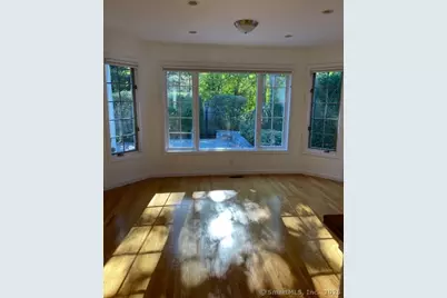 71 Benjamin Street, Greenwich, CT 06870 - Photo 15