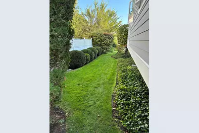 71 Benjamin Street, Greenwich, CT 06870 - Photo 19