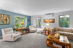 35 Mustang Dr, Shelton, CT 06484 - Photo 5