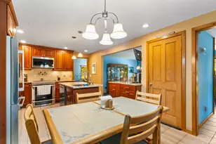 35 Mustang Dr, Shelton, CT 06484 - Photo 9