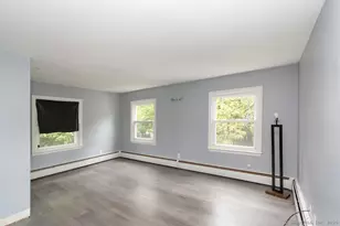 46 Foster St, Manchester, CT 06040 - Photo 23