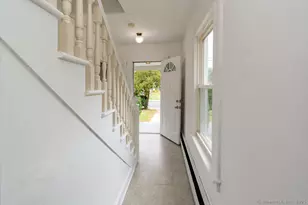 46 Foster St, Manchester, CT 06040 - Photo 17